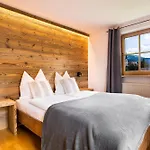Kitzalps By Alpine Host Helpers *